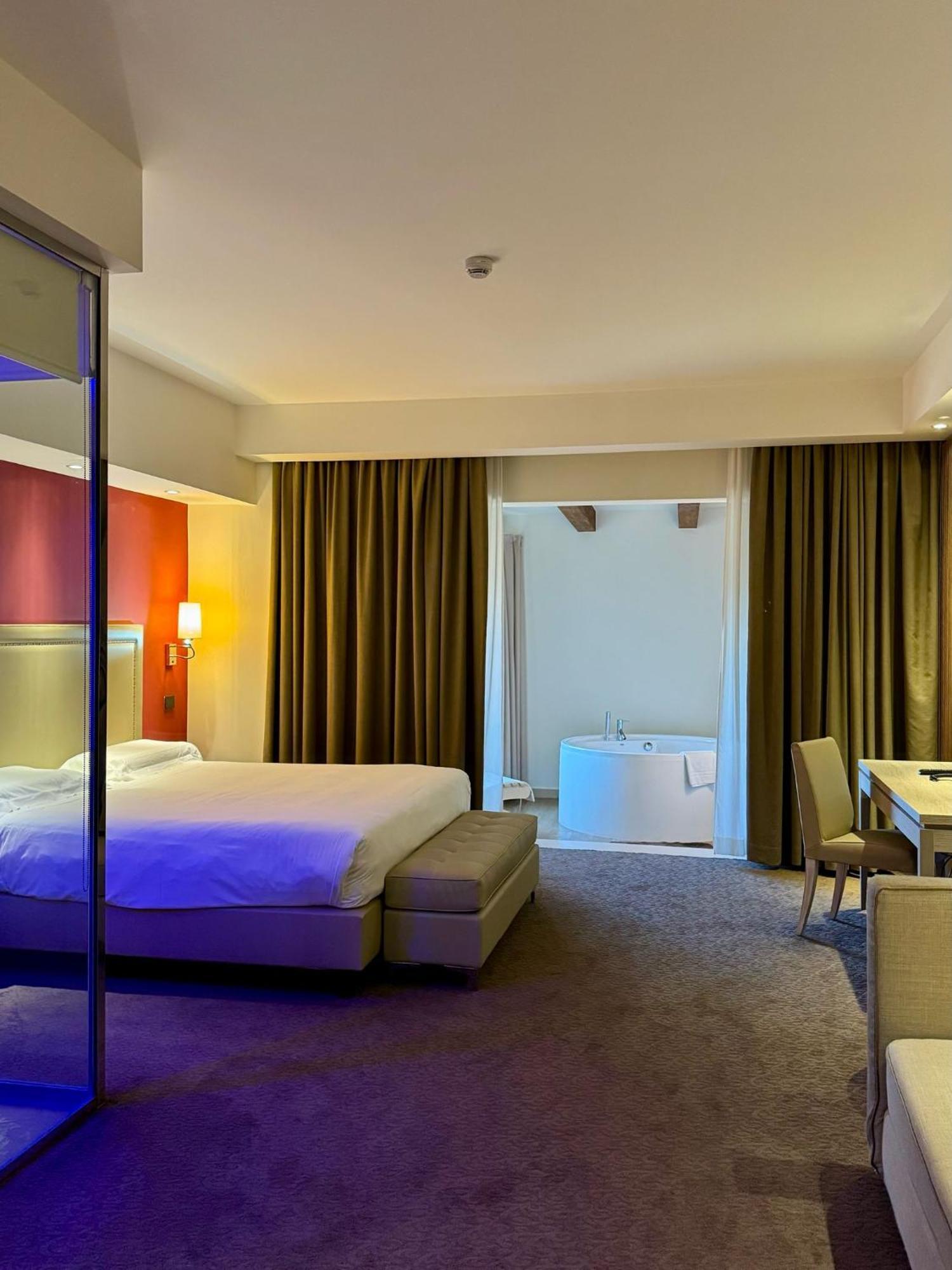 Una Hotels Tenuta Contessa Farm & Spa Cosenza Montalto Uffugo Dış mekan fotoğraf